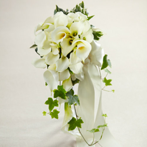 The White Chapel Bouquet