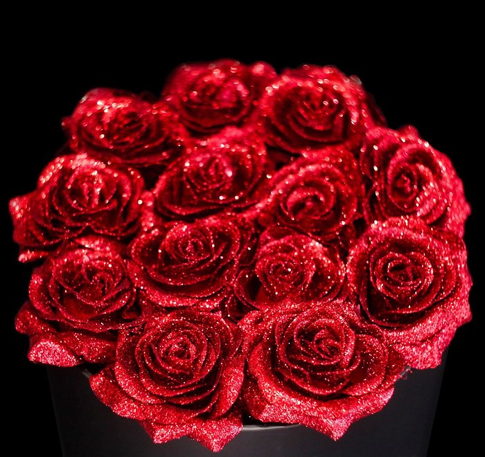 CDW #23 RED GLITTER ROSES